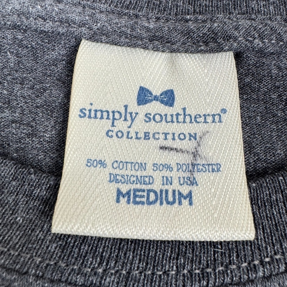 Simply Southern T-Shirt Long Sleeve Christmas Golden Retreiver Womens Medium M - Picture 4 of 9